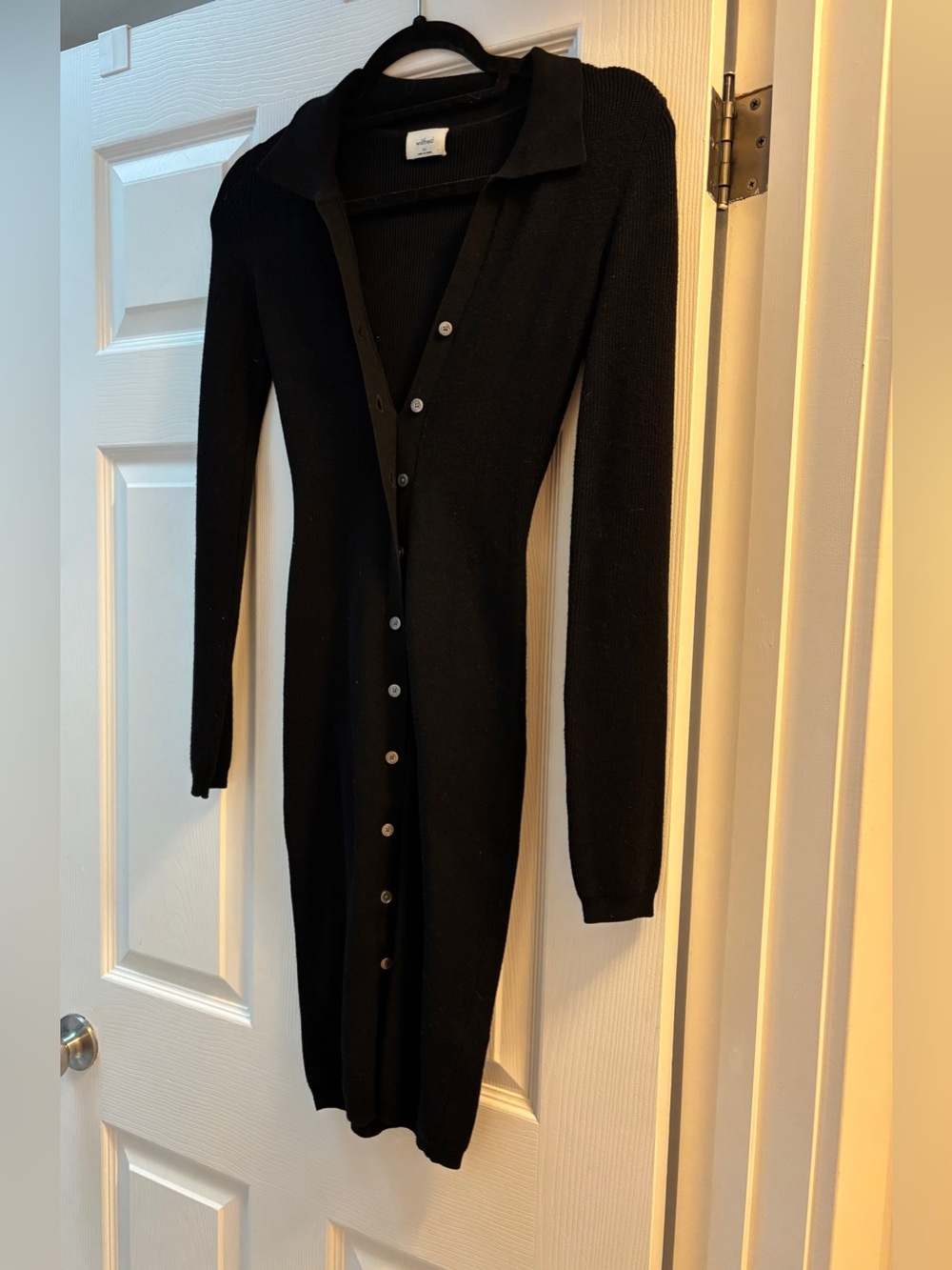 Slim Long-Sleeve Black Button-Front Dress